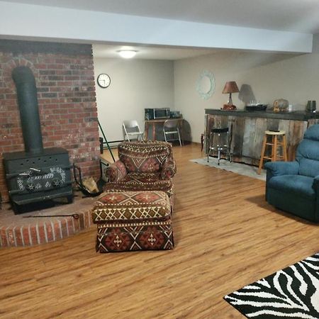 Rena'S Bed And Breakfast White Sulphur Springs Bagian luar foto